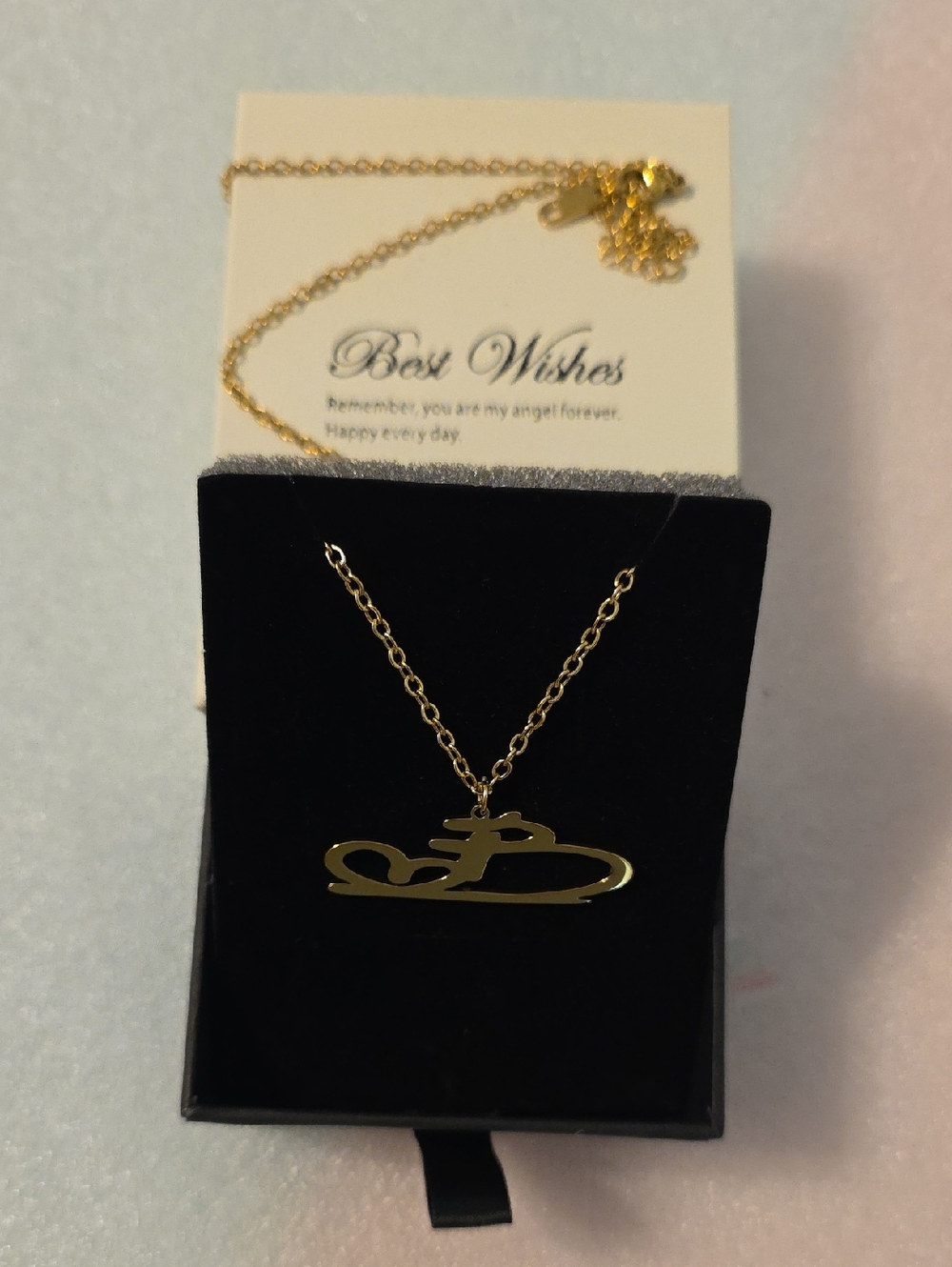 Elegant 18k Gold Plated On Stainless Steele Pendent "B"